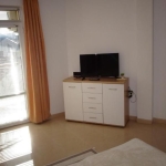 Дава се под наем Двустаен апартамент в Бургас, Център - 50 кв.м за 357 € - Снимка #1