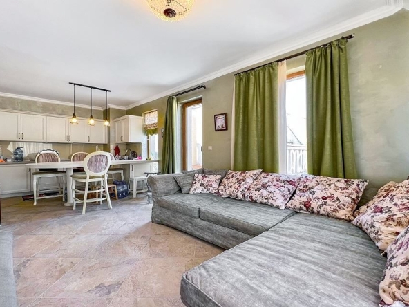 Двустаен апартамент в Варна, Аспарухово - 97 кв.м за 1444 €/кв.м - Снимка #1