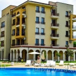 Тристаен апартамент в Балчик - 116 кв.м за 666 €/кв.м - Снимка #1