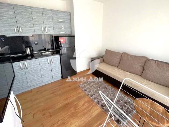 Двустаен апартамент в к.к. Слънчев бряг - 45 кв.м за 1296 €/кв.м - Снимка #1