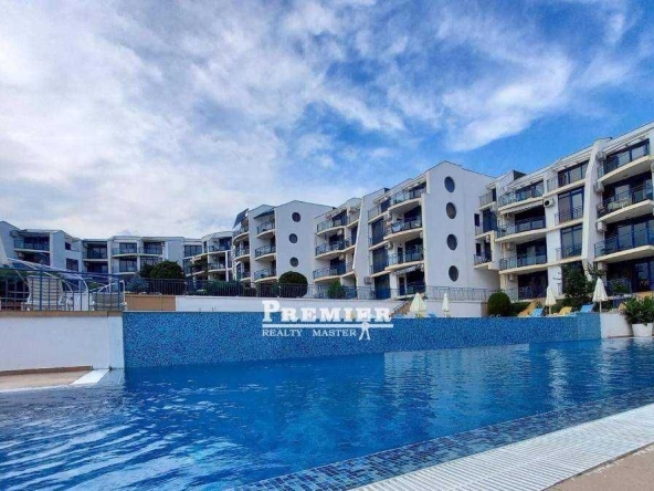 Тристаен апартамент в Свети Влас - 87 кв.м за 586 €/кв.м - Снимка #1