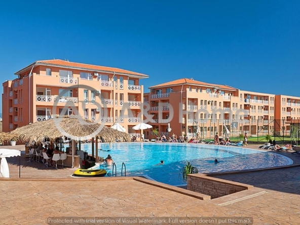 Двустаен апартамент в к.к. Слънчев бряг - 62 кв.м за 613 €/кв.м - Снимка #1