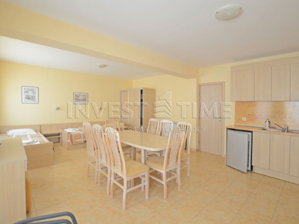 Тристаен апартамент в с. Кранево, Област Добрич - 125 кв.м за 1064 €/кв.м - Снимка #1