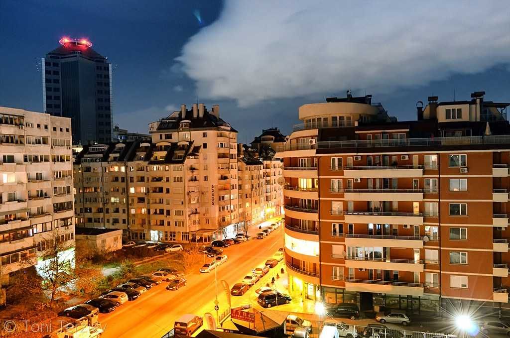 Дава се под наем Едностаен апартамент в София, Младост 4 - 52 кв.м за 350 € - Снимка #1