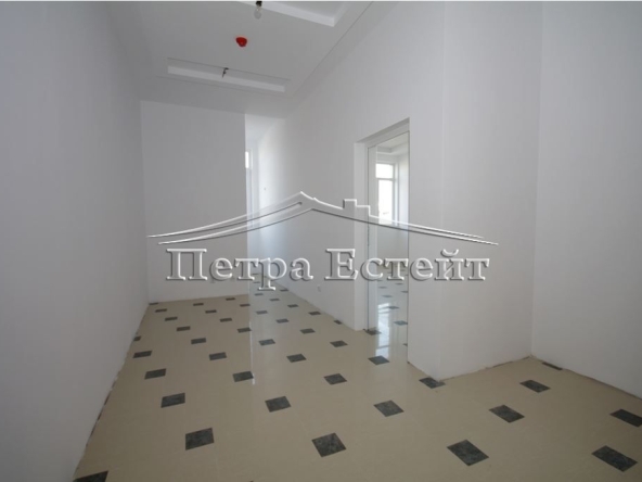 Офис в Бургас, Център - 67 кв.м за 837 €/кв.м - Снимка #1