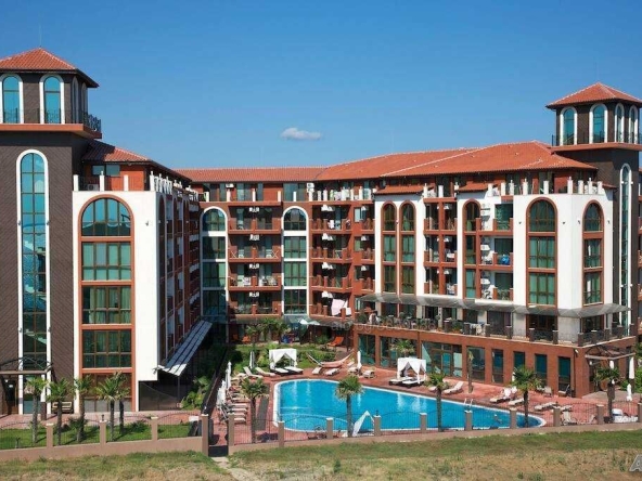 Дава се под наем Едностаен апартамент в Несебър - 40 кв.м за 204 € - Снимка #1