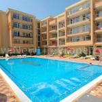 Двустаен апартамент в к.к. Слънчев бряг - 49 кв.м за 1164 €/кв.м - Снимка #1