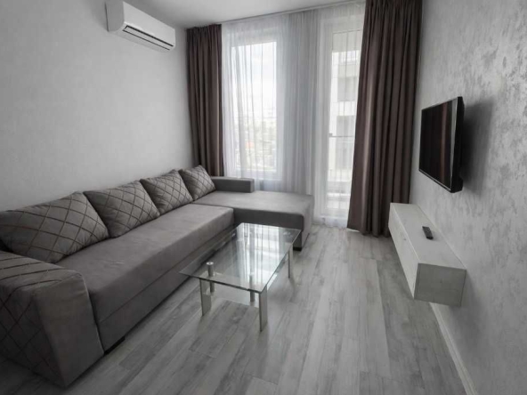 Дава се под наем Двустаен апартамент в София, Банишора - 55 кв.м за 647.19 € - Снимка #1