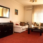 Дава се под наем Тристаен апартамент в София, Център - 90 кв.м за 598.23 € - Снимка #1