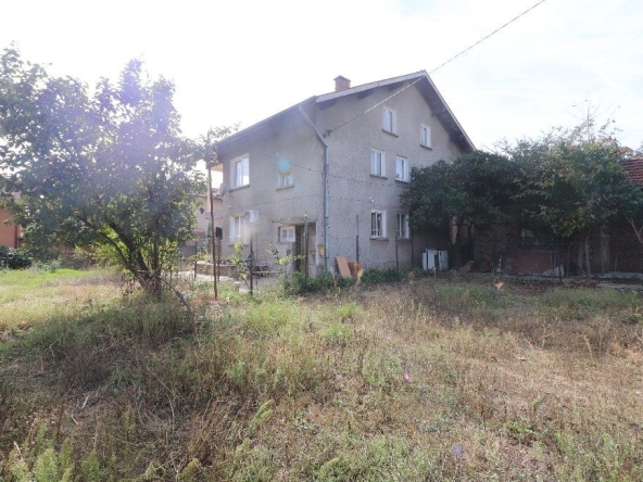 Етаж от къща в София, Димитър Миленков - 110 кв.м за 1418 €/кв.м - Снимка #1