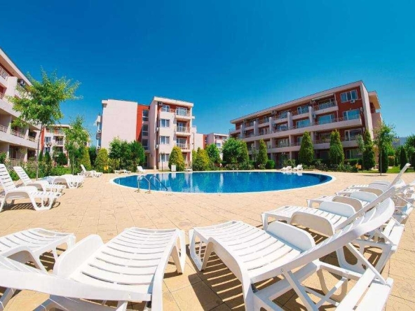 Дава се под наем Двустаен апартамент в Несебър - 65 кв.м за 325 € - Снимка #1