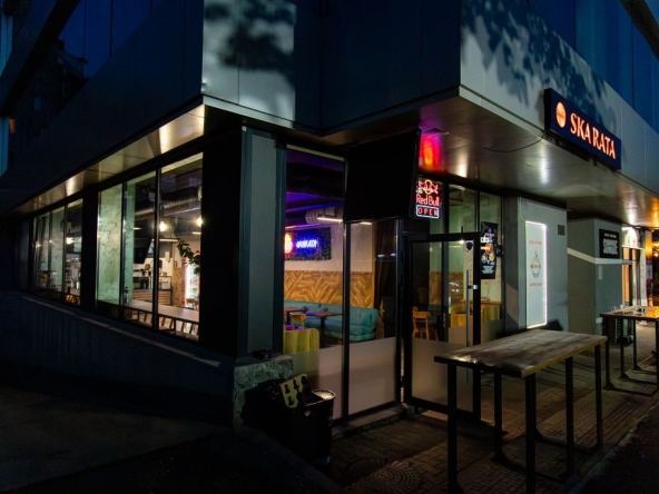 Заведение в София, Витоша - 106 кв.м за 6 €/кв.м - Снимка #1