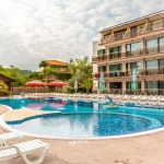 Тристаен апартамент в Созопол - 140 кв.м за 1079 €/кв.м - Снимка #1