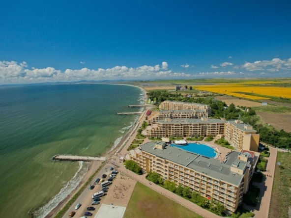 Двустаен апартамент в Ахелой - 74 кв.м за 1068 €/кв.м - Снимка #1