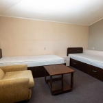 Дава се под наем Едностаен апартамент в София, 7-ми 11-ти километър - 40 кв.м за 306 € - Снимка #1