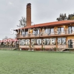 Хотел в Казанлък - 800 кв.м за 1212 €/кв.м - Снимка #1