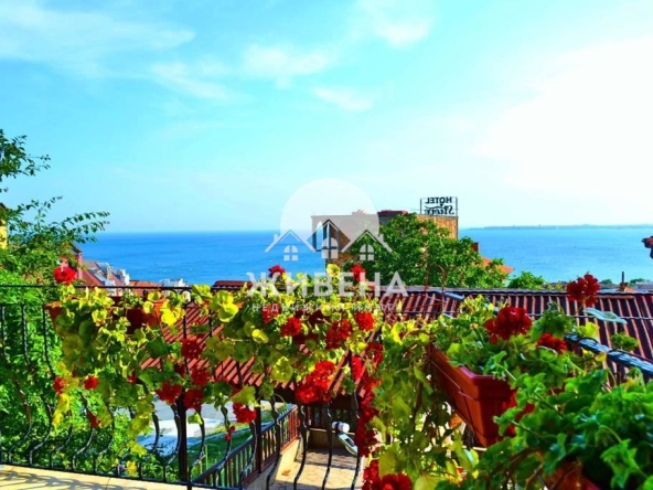 Къща в Свети Влас - 346 кв.м за 723 €/кв.м - Снимка #1