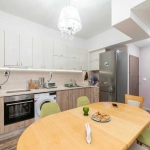 Тристаен апартамент в София, Лозенец - 90 кв.м за 850 €/кв.м - Снимка #1