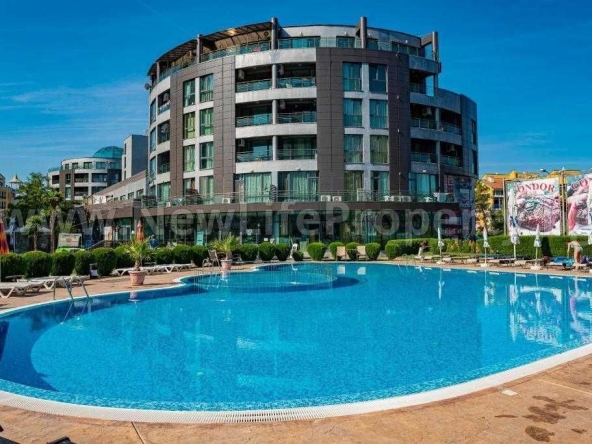 Едностаен апартамент в к.к. Слънчев бряг - 53 кв.м за 925 €/кв.м - Снимка #1