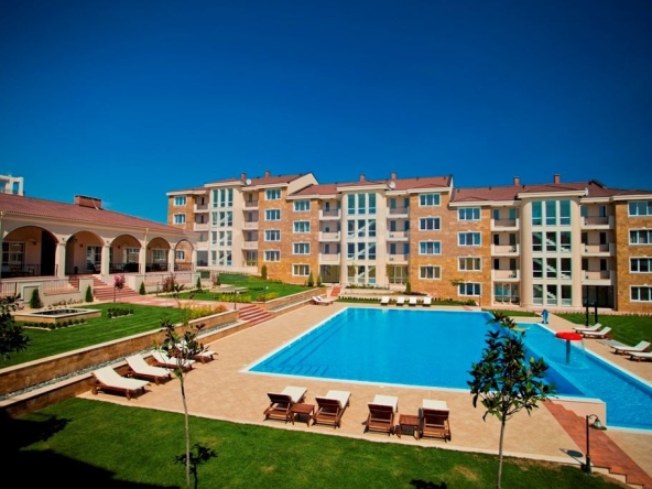 Едностаен апартамент в Черноморец - 48 кв.м за 1457 €/кв.м - Снимка #1