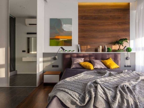 Дава се под наем Тристаен апартамент в София, Гоце Делчев - 98 кв.м за 714 € - Снимка #1