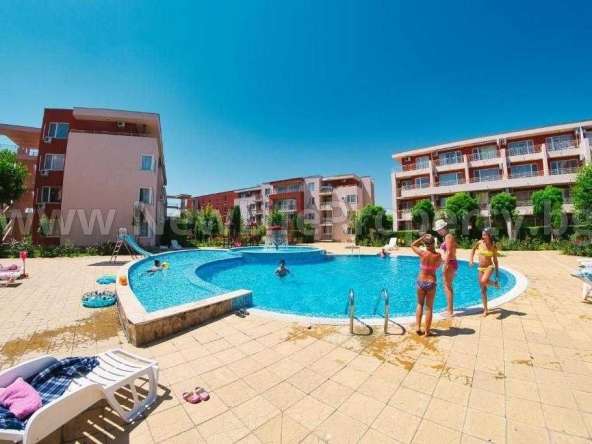 Тристаен апартамент в к.к. Слънчев бряг - 78 кв.м за 975 €/кв.м - Снимка #1