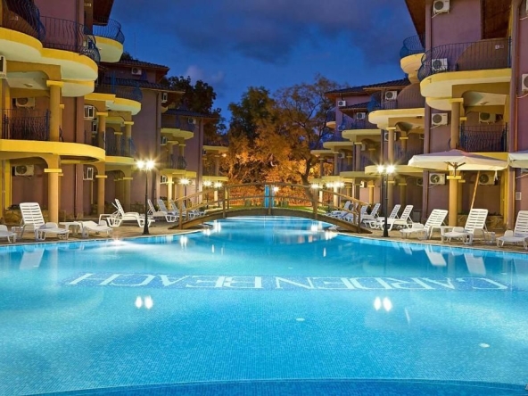 Многостаен апартамент в Созопол - 220 кв.м за 680 €/кв.м - Снимка #1