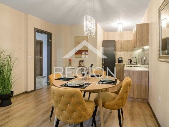 Дава се под наем Тристаен апартамент в Варна, Гръцка махала - 103 кв.м за 1200 € - Снимка #1