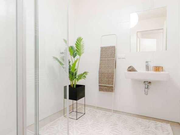 Дава се под наем Двустаен апартамент в София, Зона Б-5 - 60 кв.м за 714 € - Снимка #1