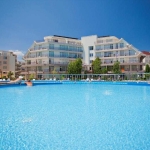 Двустаен апартамент в к.к. Слънчев бряг - 66 кв.м за 1061 €/кв.м - Снимка #1