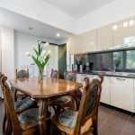 Дава се под наем Тристаен апартамент в Варна, Център - 110 кв.м за 1000 € - Снимка #1