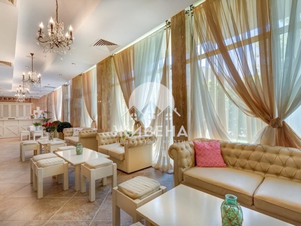 Двустаен апартамент в к.к. Слънчев бряг - 53 кв.м за 1265 €/кв.м - Снимка #1