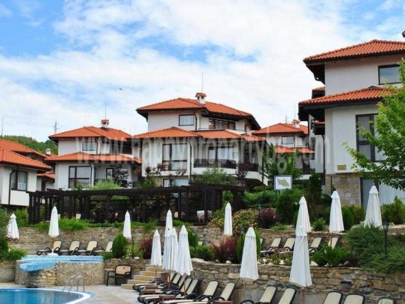 Двустаен апартамент в с. Кошарица, Област Бургас - 67 кв.м за 1000 €/кв.м - Снимка #1