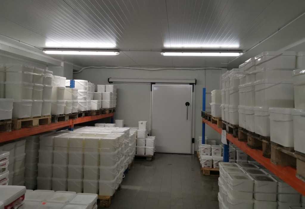 Заведение в Ловеч, Промишлена зона - 300 кв.м за 1450 €/кв.м - Снимка #1