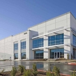 Склад в Трявна - 8700 кв.м за 5 €/кв.м - Снимка #1