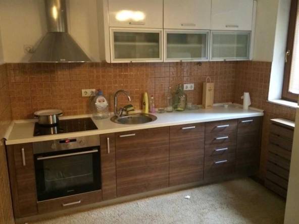 Дава се под наем Двустаен апартамент в Пловдив, Южен - 63 кв.м за 250 € - Снимка #1