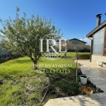 Къща в с. Приморци, Област Добрич - 400 кв.м за 545 €/кв.м - Снимка #1