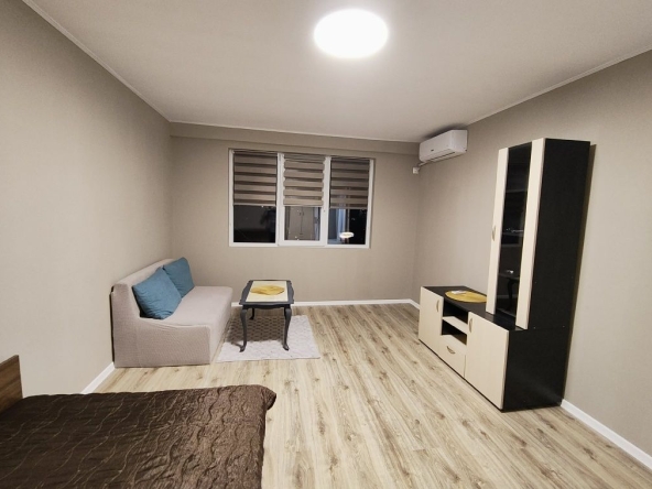 Дава се под наем Едностаен апартамент в Русе, Дружба 3 - 40 кв.м за 248.88 € - Снимка #1