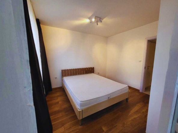 Дава се под наем Тристаен апартамент в София, Иван Вазов - 73 кв.м за 803.25 € - Снимка #1