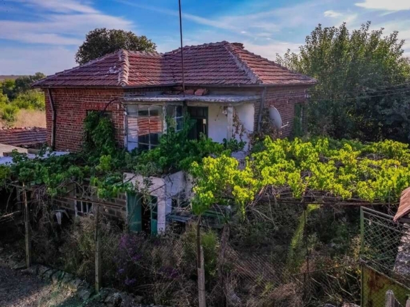 Къща в Бургас, Сарафово - 70 кв.м за 329 €/кв.м - Снимка #1