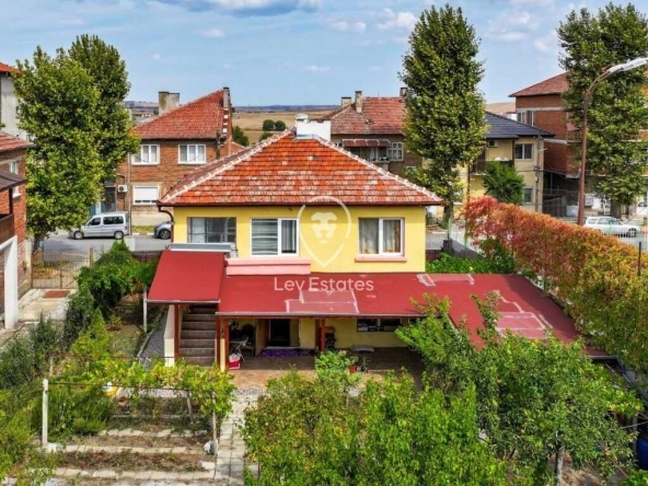 Къща в Средец - 140 кв.м за 750 €/кв.м - Снимка #1