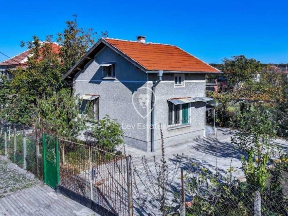 Къща в с. Трояново, Област Бургас - 80 кв.м за 563 €/кв.м - Снимка #1