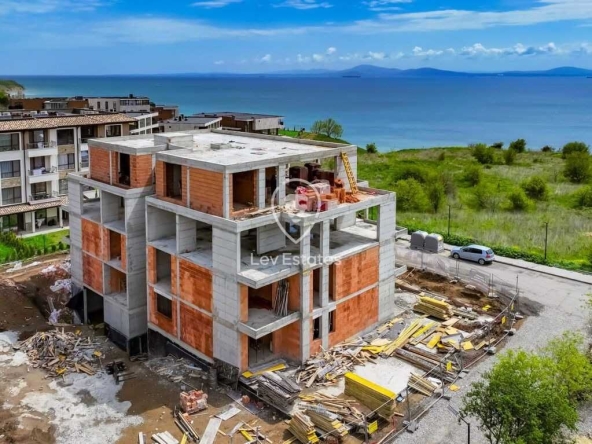 Двустаен апартамент в Бургас, Сарафово - 61 кв.м за 1541 €/кв.м - Снимка #1