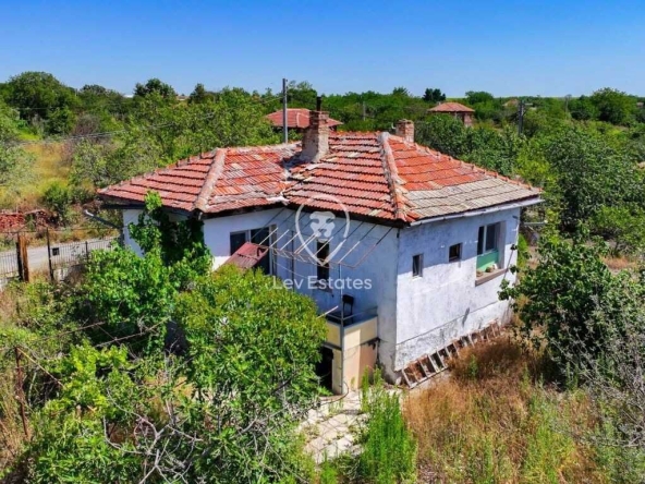 Къща в с. Аспарухово, Област Бургас - 66 кв.м за 682 €/кв.м - Снимка #1