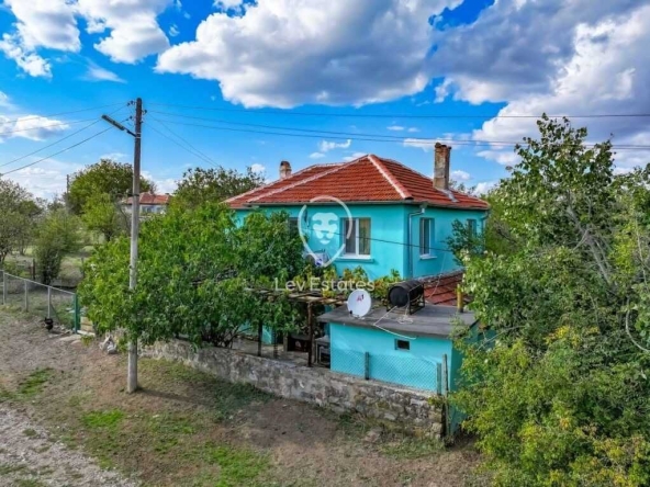 Къща в с. Голямо Крушево, Област Ямбол - 120 кв.м за 492 €/кв.м - Снимка #1