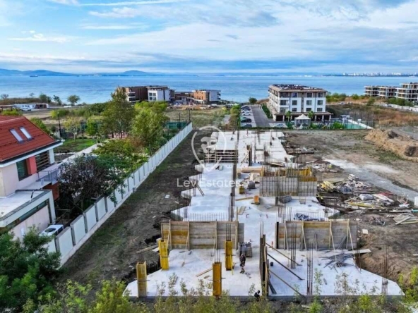 Двустаен апартамент в Бургас, Сарафово - 95 кв.м за 832 €/кв.м - Снимка #1