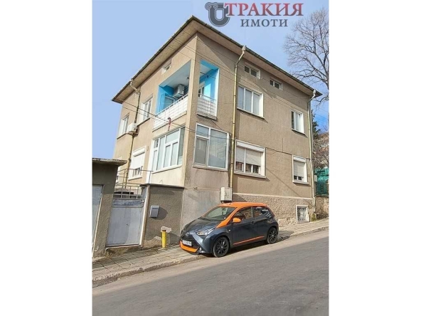Етаж от къща в Стара Загора, Аязмото - 193 кв.м за 778 €/кв.м - Снимка #1