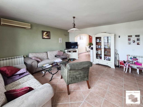 Мезонет в Велико Търново, Център - 135 кв.м за 1334 €/кв.м - Снимка #1