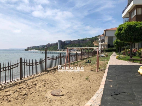 Двустаен апартамент в к.к. Елените - 73 кв.м за 864 €/кв.м - Снимка #1