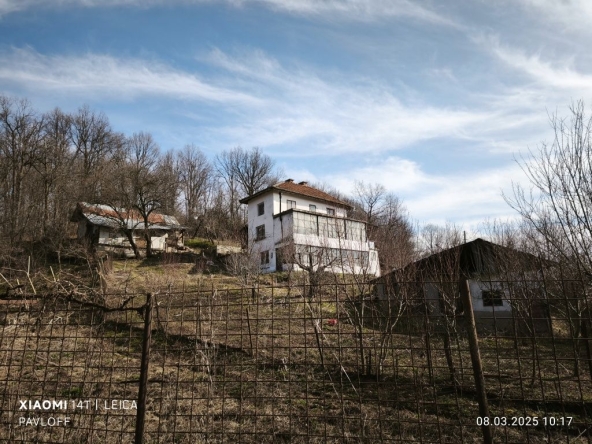 Къща в Берковица - 120 кв.м за 362 €/кв.м - Снимка #1